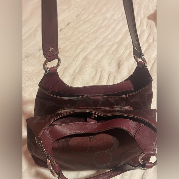 Coach purse - Picture 4 of 5